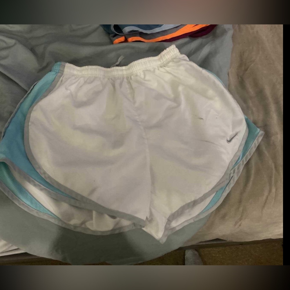 Nike shorts small